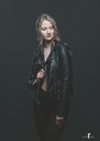 Laura R